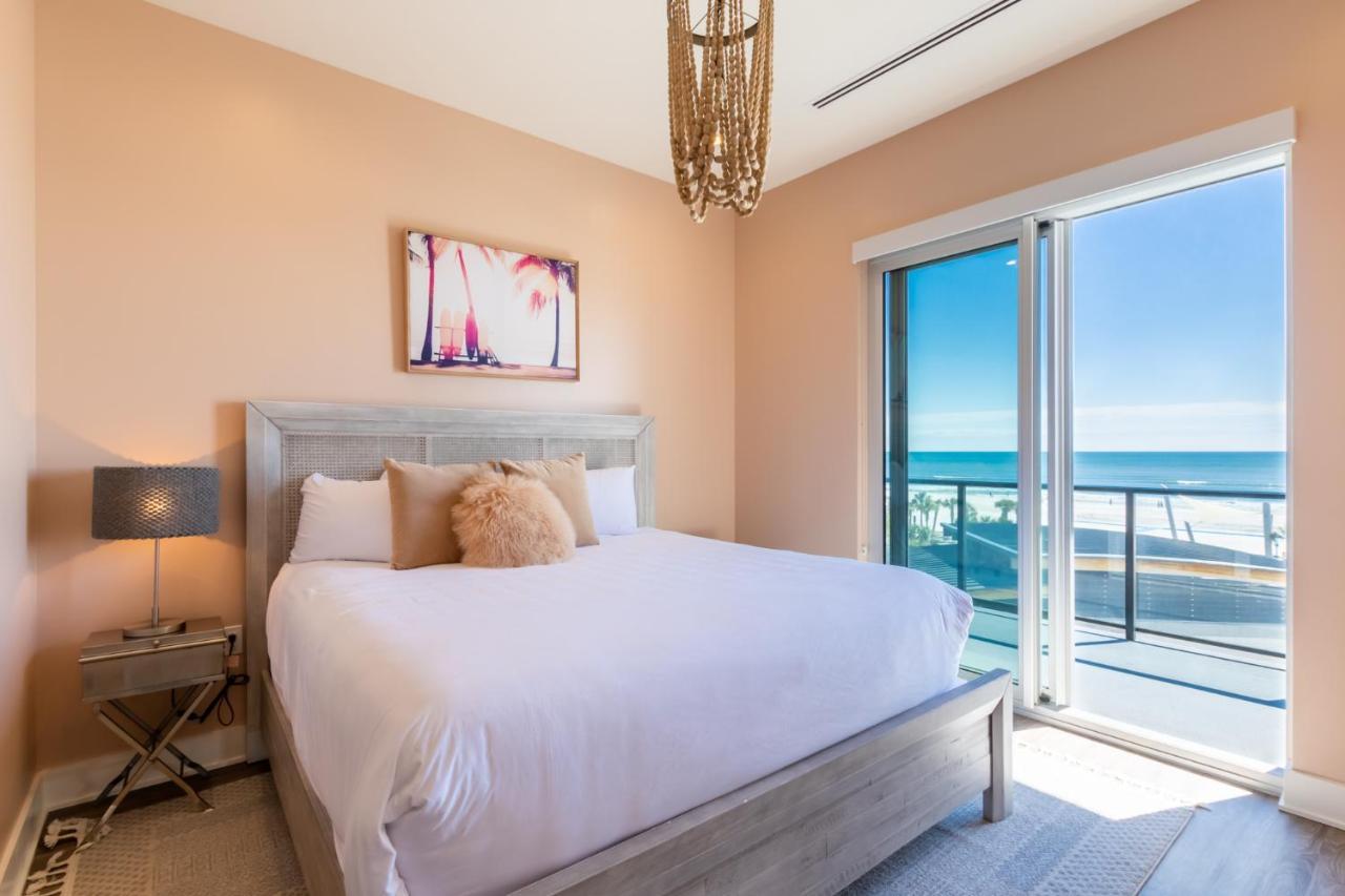 Luxury 4 Bedroom Beachfront Condo With Rooftop Pool Next To The Hangout! Gp 303 Gulf Shores Exterior photo