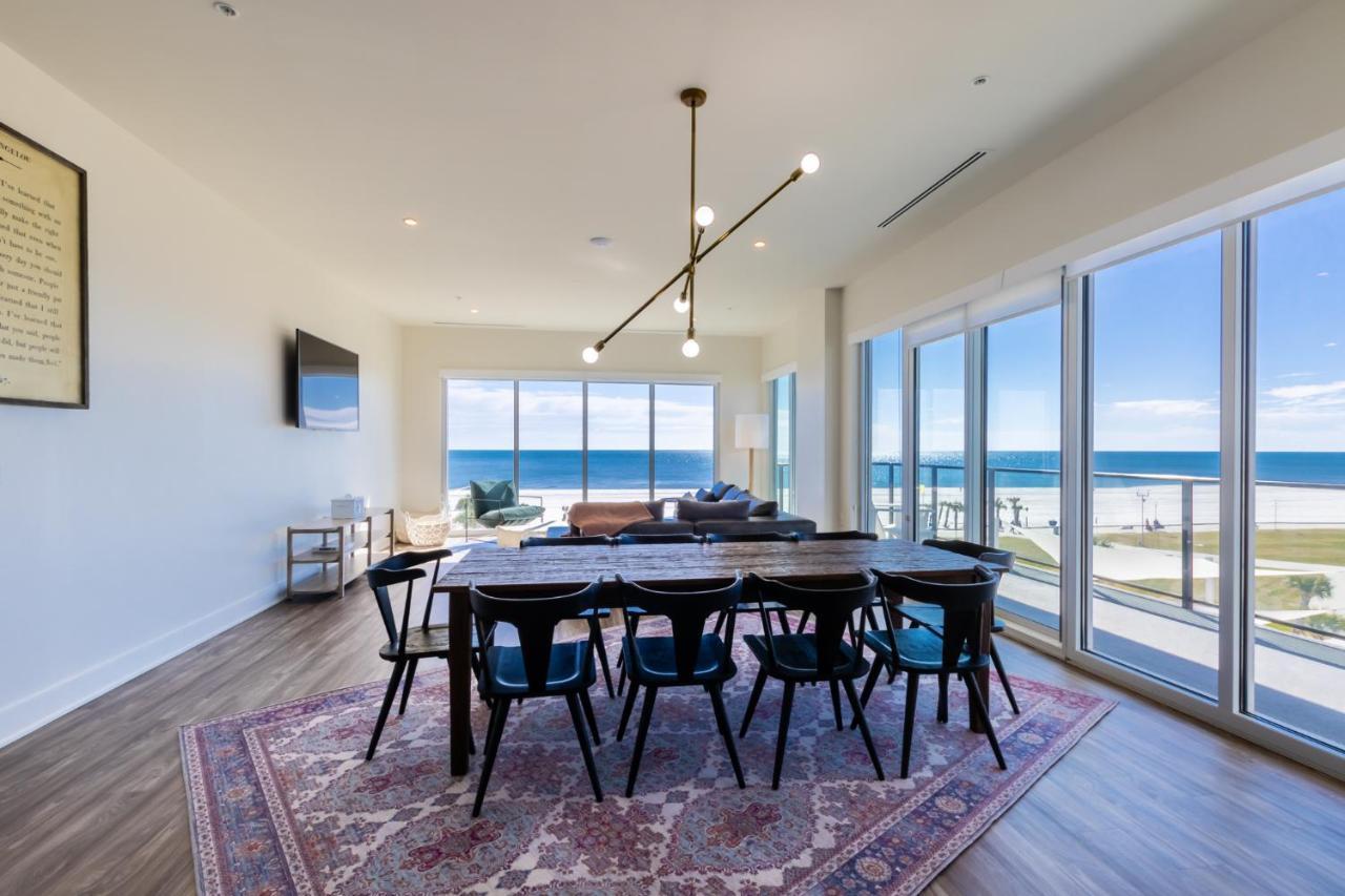 Luxury 4 Bedroom Beachfront Condo With Rooftop Pool Next To The Hangout! Gp 303 Gulf Shores Exterior photo