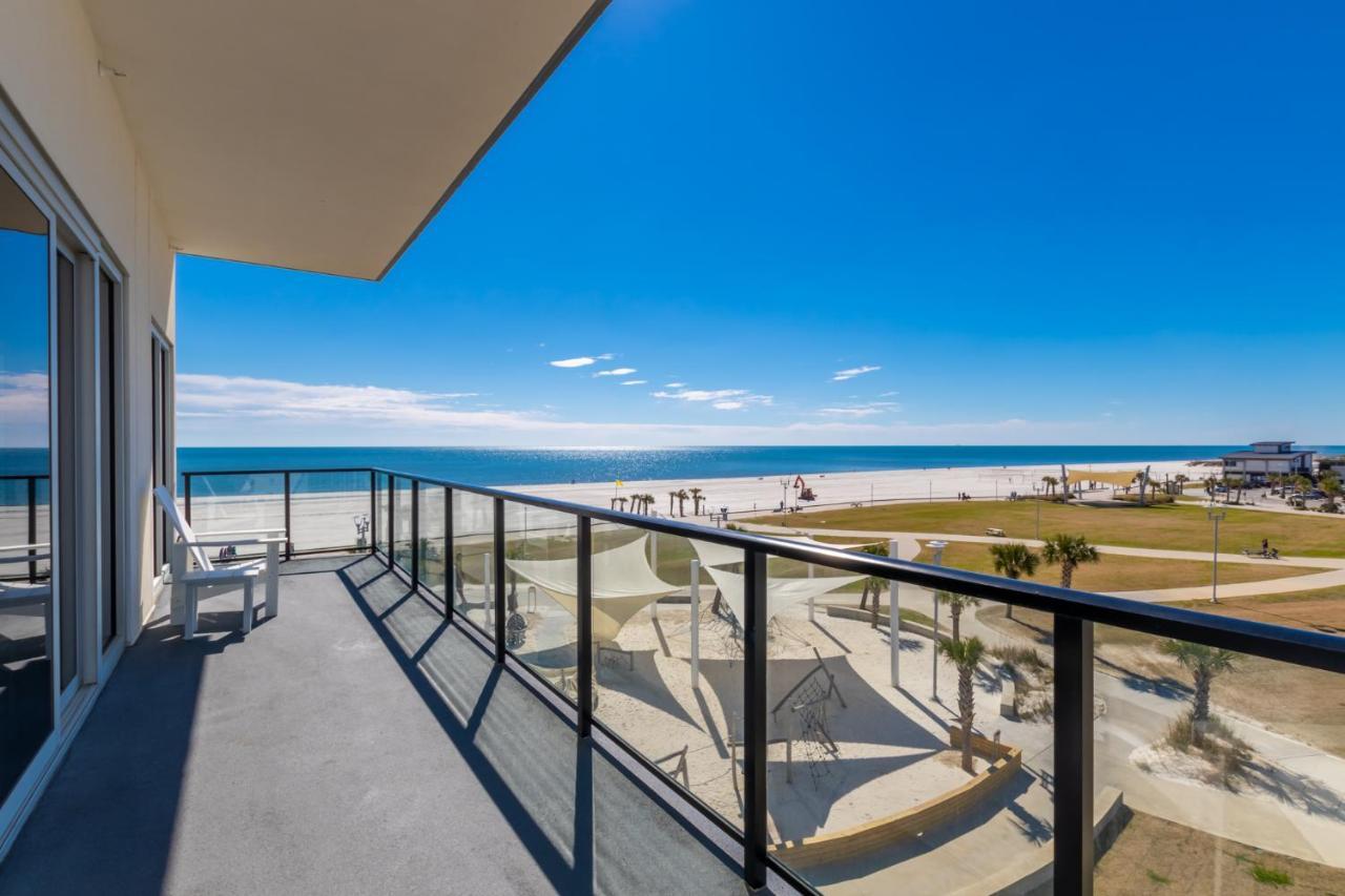 Luxury 4 Bedroom Beachfront Condo With Rooftop Pool Next To The Hangout! Gp 303 Gulf Shores Exterior photo