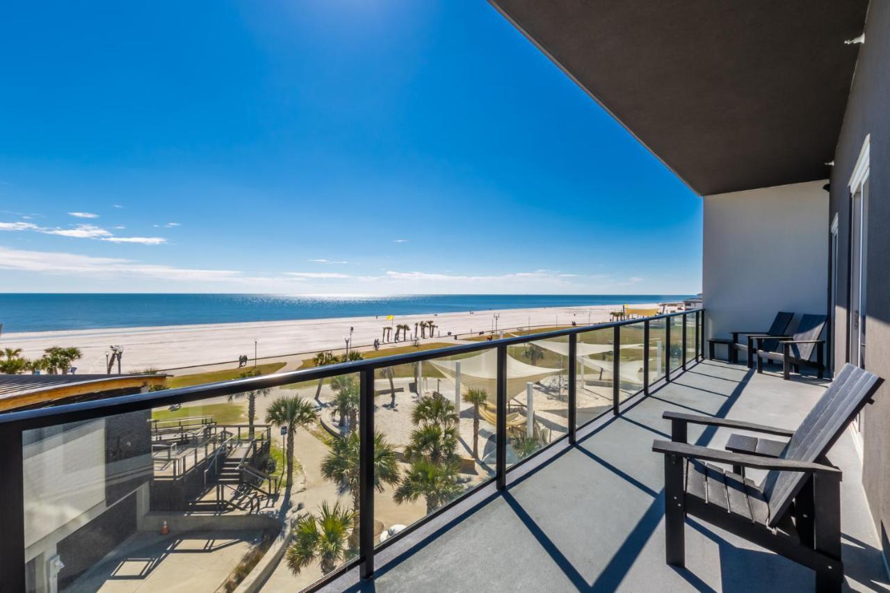 Luxury 4 Bedroom Beachfront Condo With Rooftop Pool Next To The Hangout! Gp 303 Gulf Shores Exterior photo