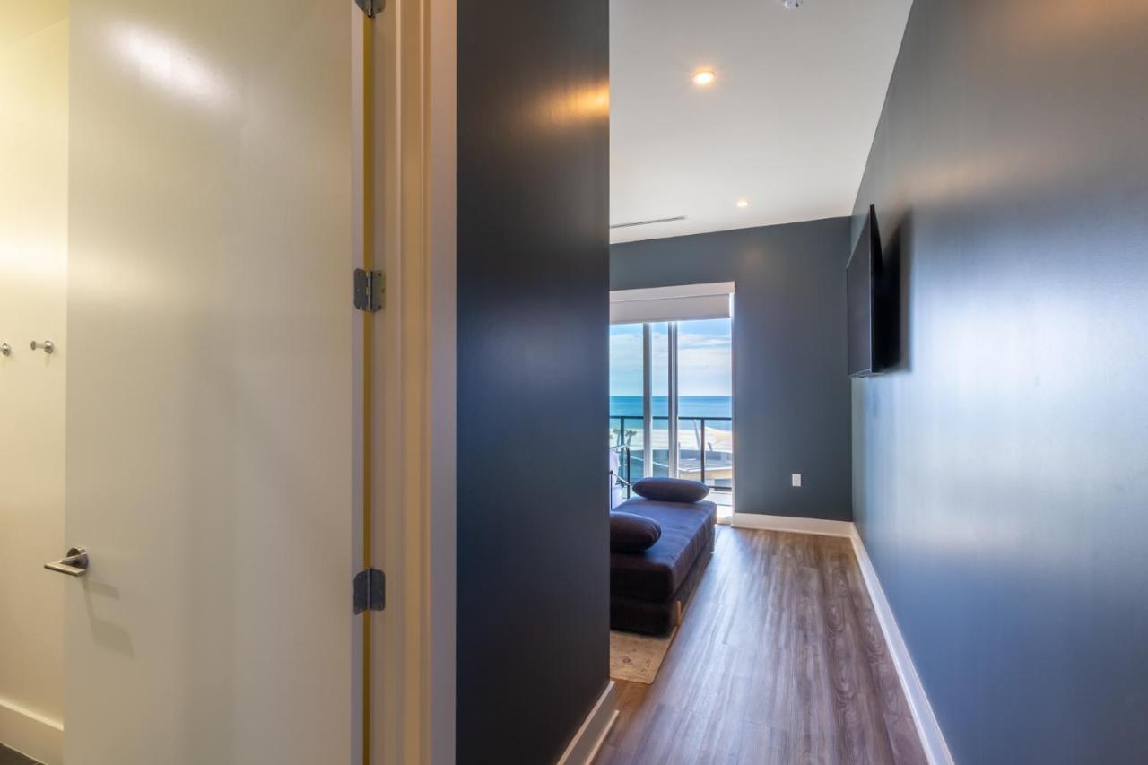 Luxury 4 Bedroom Beachfront Condo With Rooftop Pool Next To The Hangout! Gp 303 Gulf Shores Exterior photo