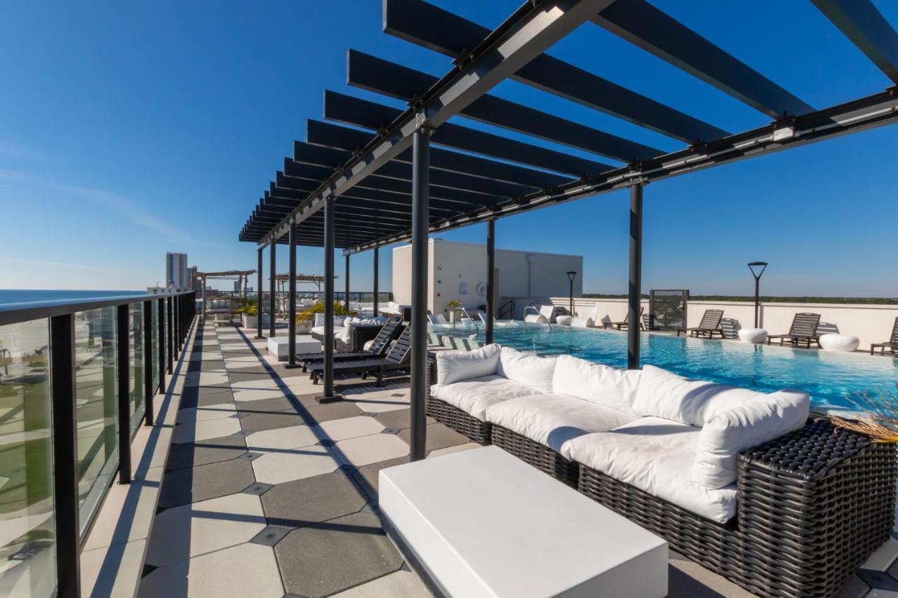 Luxury 4 Bedroom Beachfront Condo With Rooftop Pool Next To The Hangout! Gp 303 Gulf Shores Exterior photo