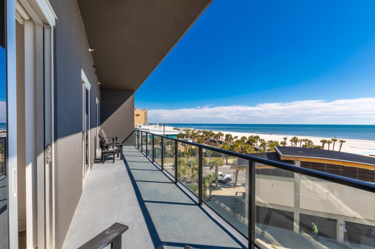Luxury 4 Bedroom Beachfront Condo With Rooftop Pool Next To The Hangout! Gp 303 Gulf Shores Exterior photo