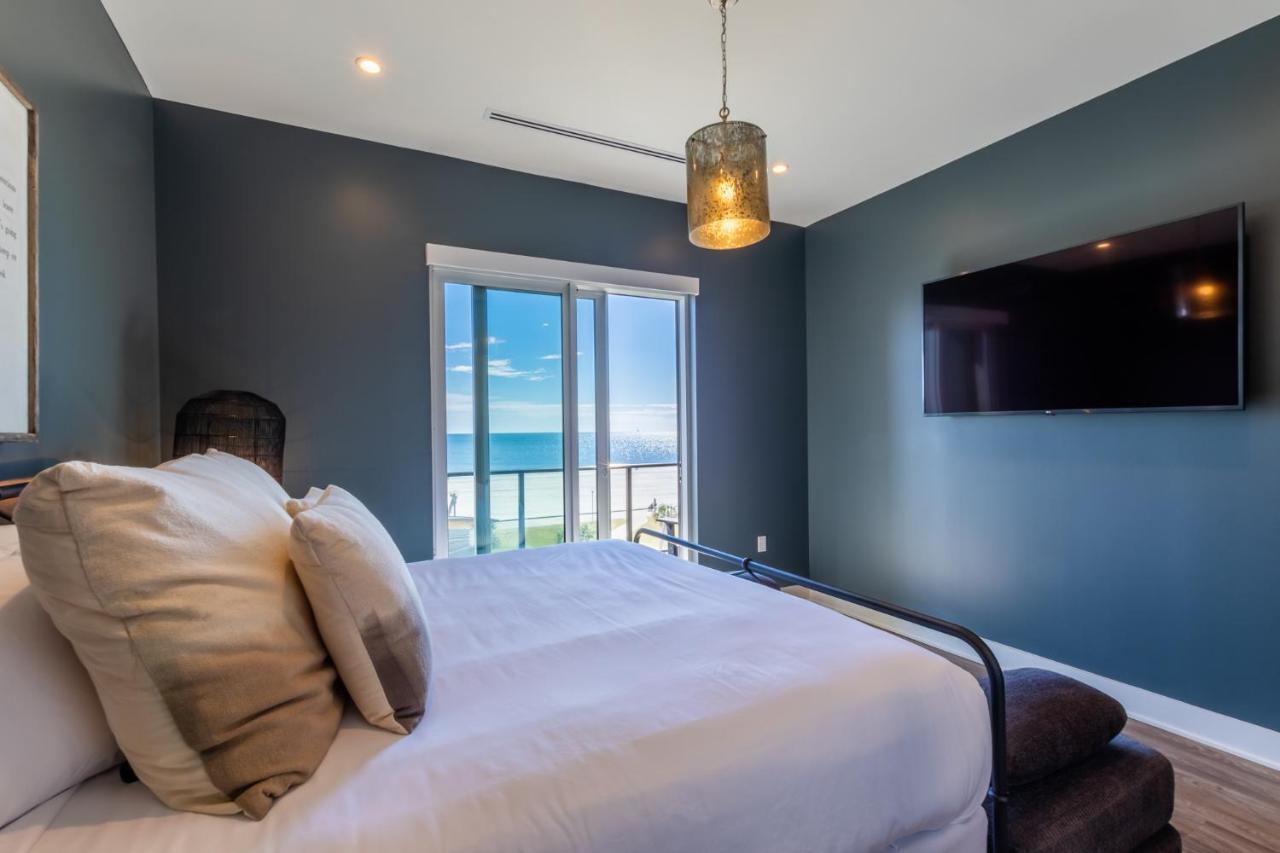 Luxury 4 Bedroom Beachfront Condo With Rooftop Pool Next To The Hangout! Gp 303 Gulf Shores Exterior photo