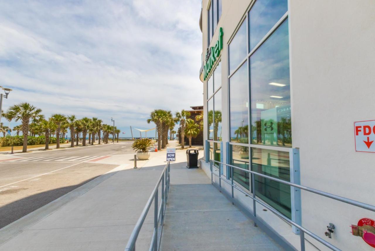 Luxury 4 Bedroom Beachfront Condo With Rooftop Pool Next To The Hangout! Gp 303 Gulf Shores Exterior photo